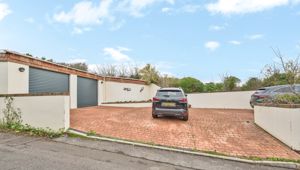 Photo 18- click for photo gallery